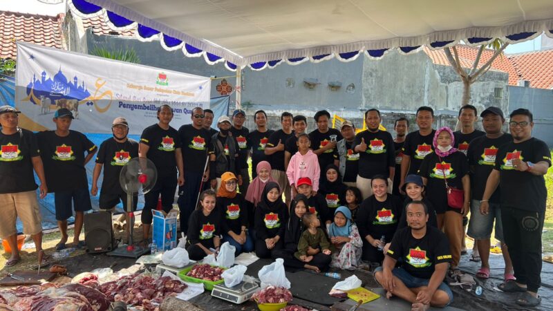 Padepokan Cinta Sholawat Bagikan Daging Kurban Kepada Duafah Dan Yatim Di Sidoarjo